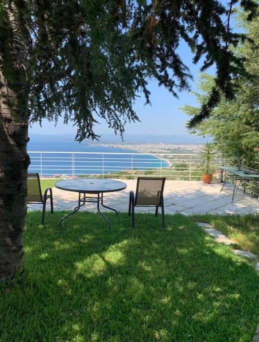 Marine'S Lux Villa:Golden Sunset Каламата Экстерьер фото